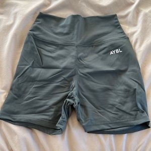 aybl core shorts